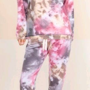 ⭐️Plus Size Two-Piece Tie-Dye Lounge Set